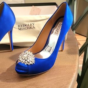 Badgley Mischka royal blue heel size 9.5
